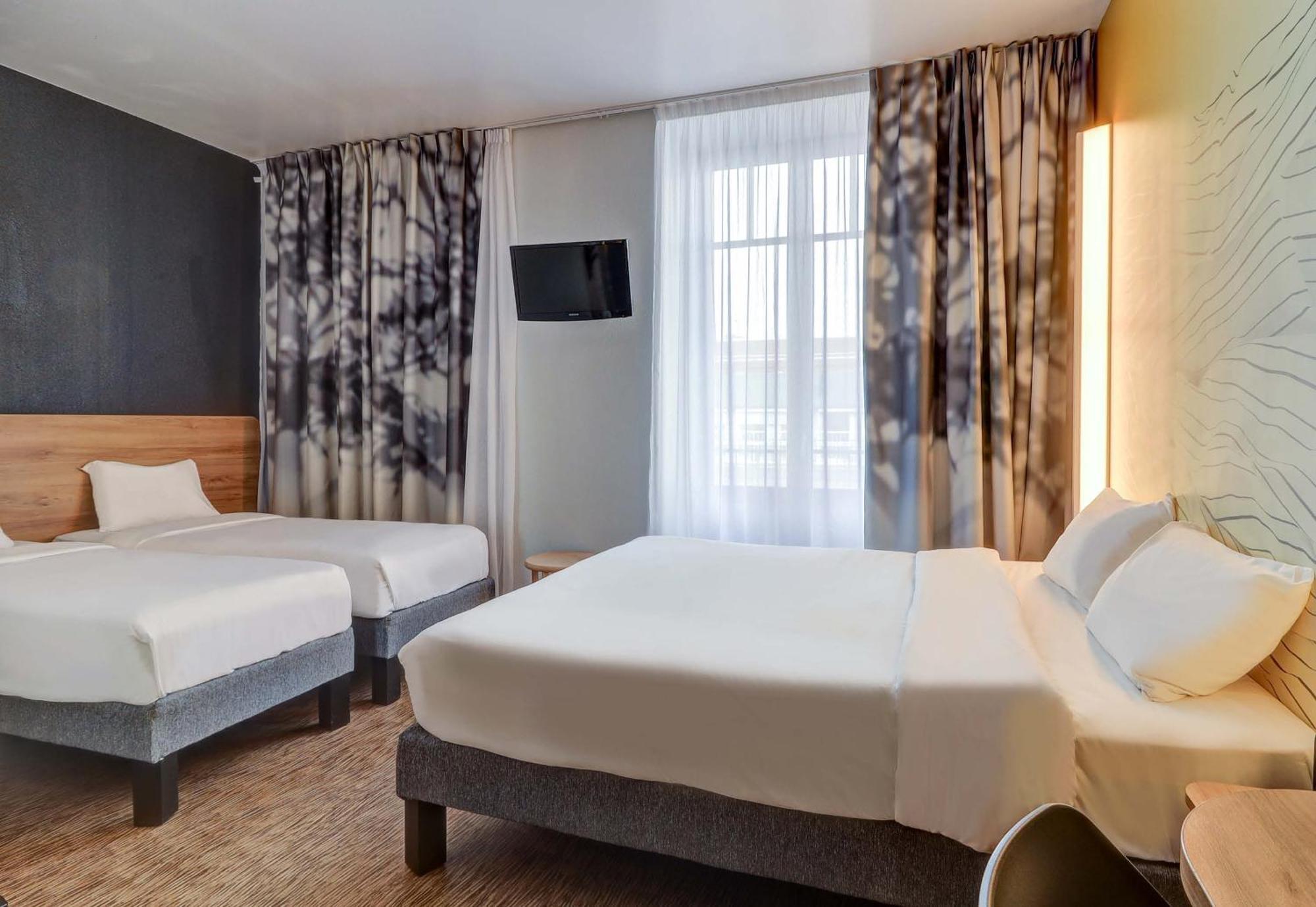 Hotel Centre 2*
