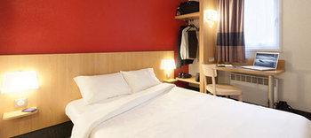 Centre Hotel 2*